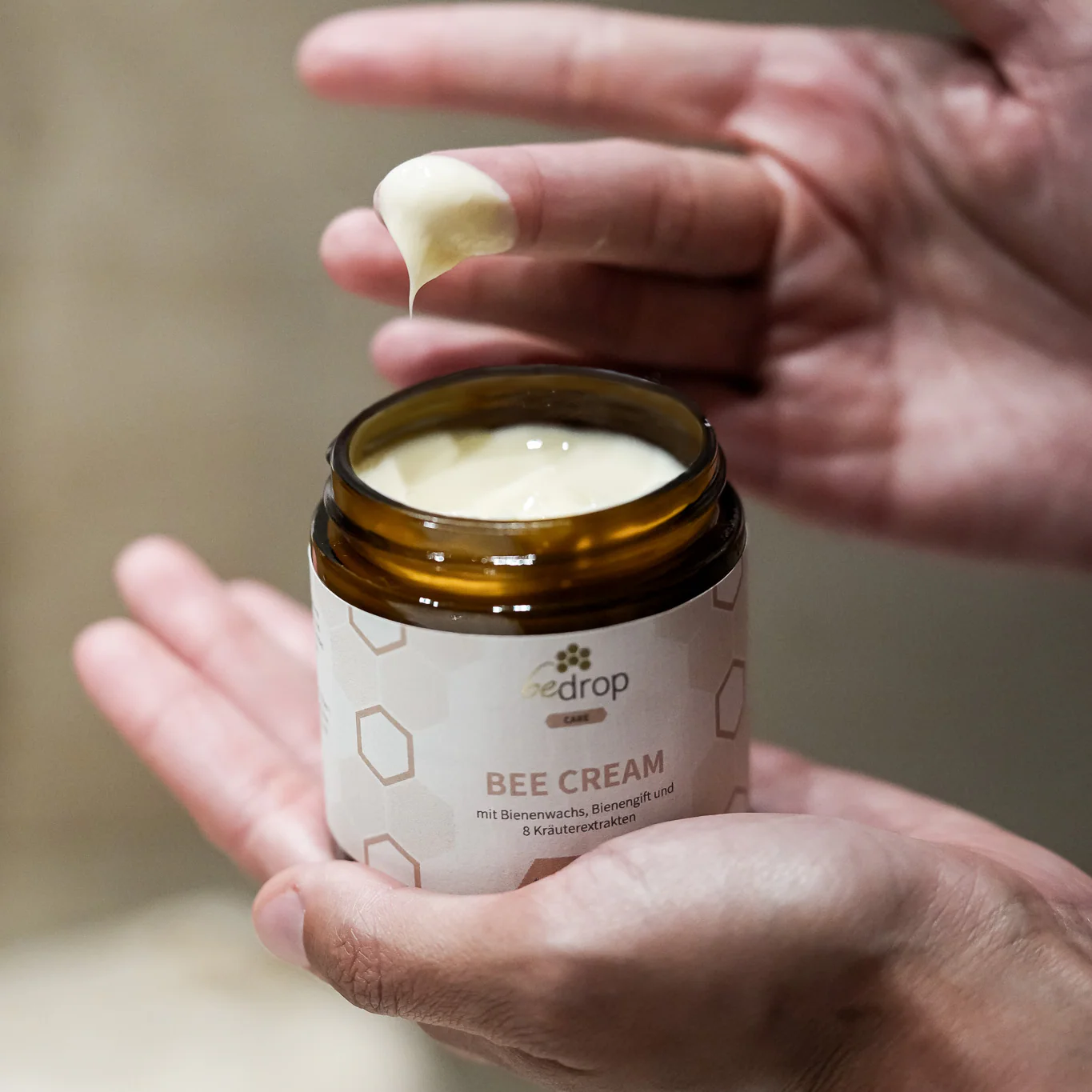 All-in-One-Set | Propolis + Gelée Royale + Manuka Honig + Bee Cream + Lotion + Seife + Bee Balm + Deo + Shampoo - Image 3