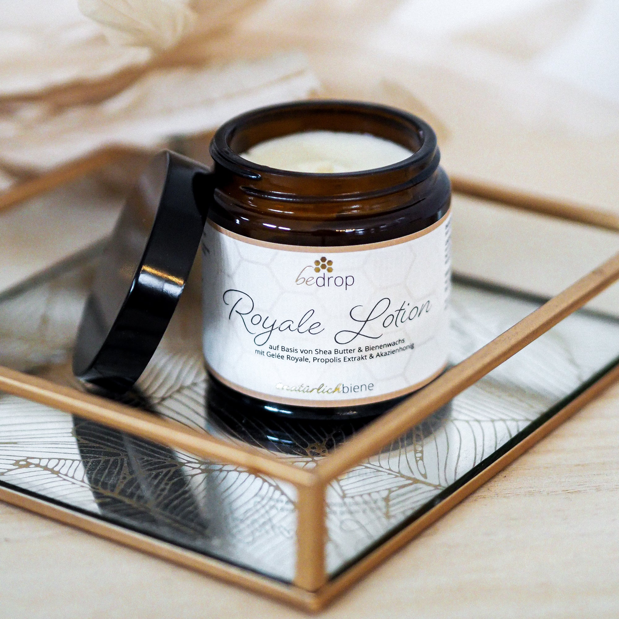 Royale Lotion Bodylotion mit Gelée Royale, Sheabutter und Manuka Honig - 100g - Image 3