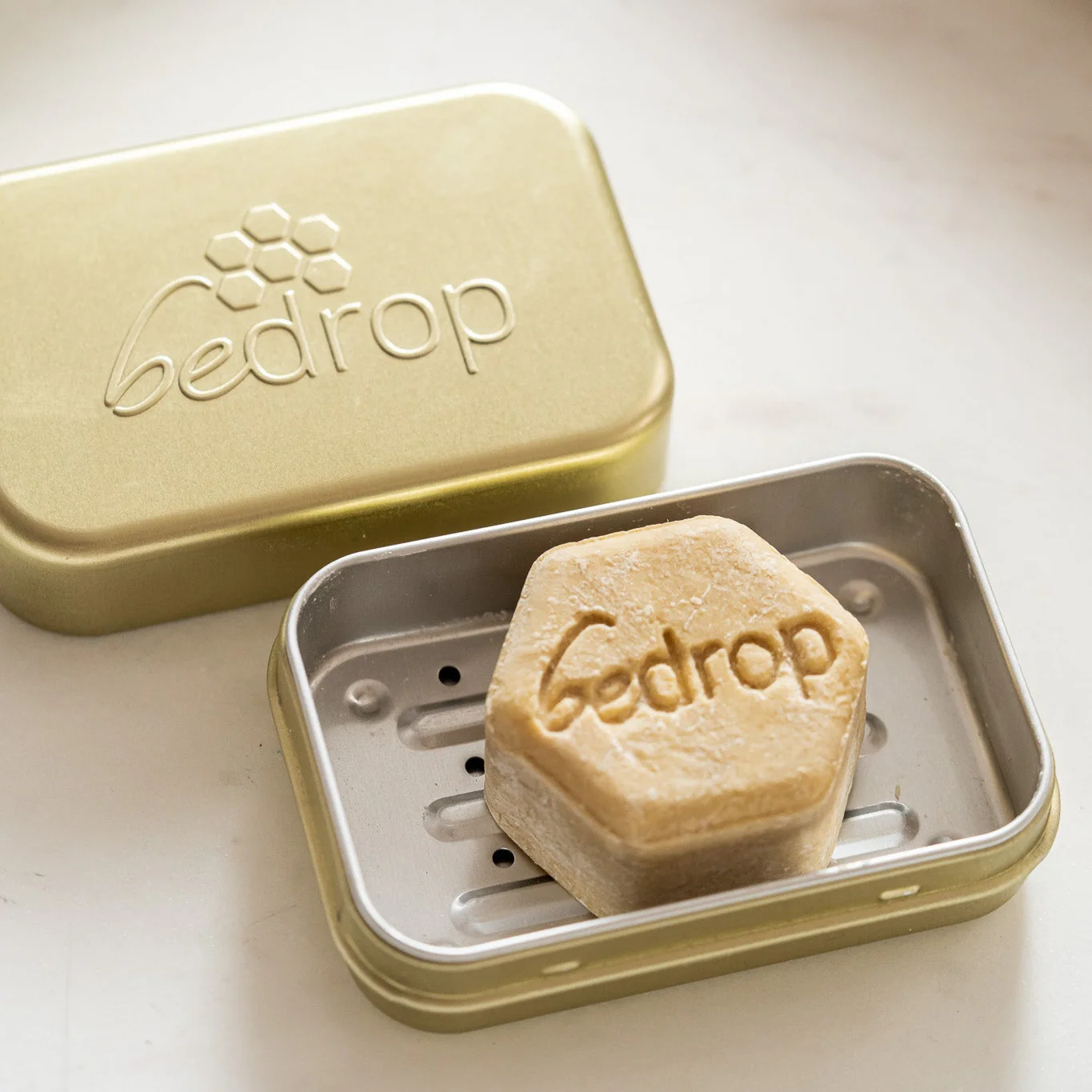 Seifendose aus Aluminium mit Abtropfgitter für Seife & Shampoo - Image 4