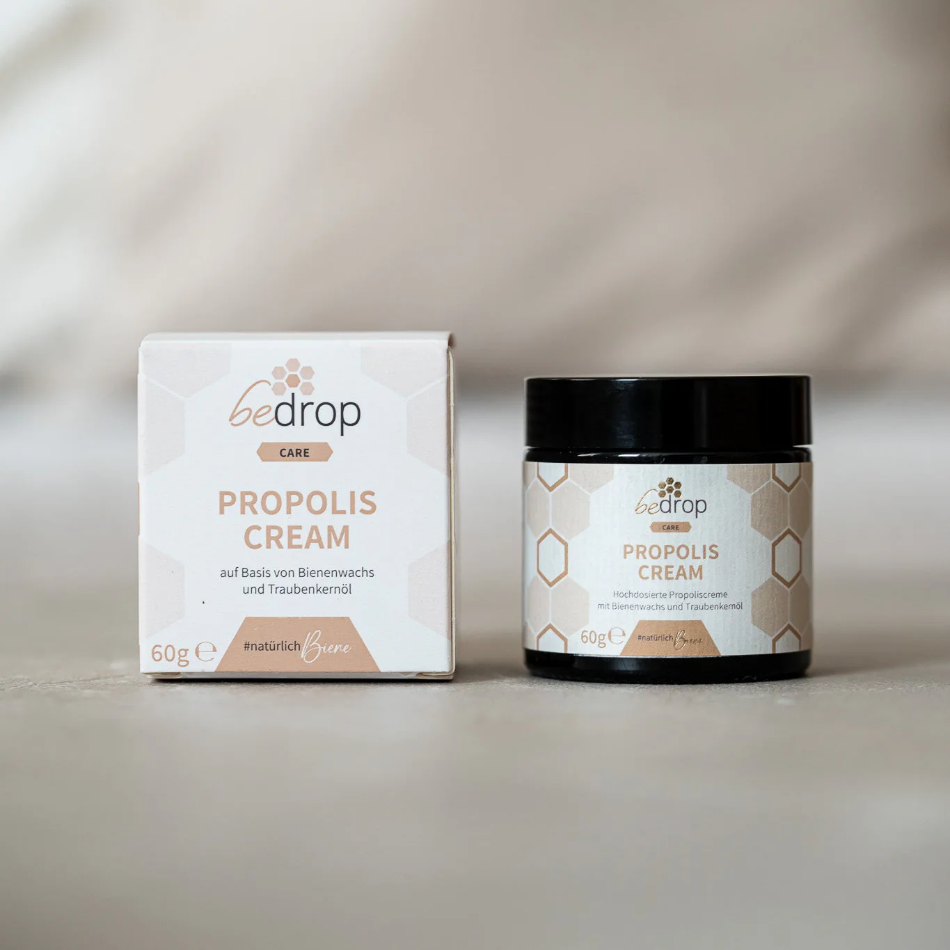 Propolis Cream - hochdosierte Propolis Creme mit Bienenwachs & Traubenkernöl - 60g - Image 4