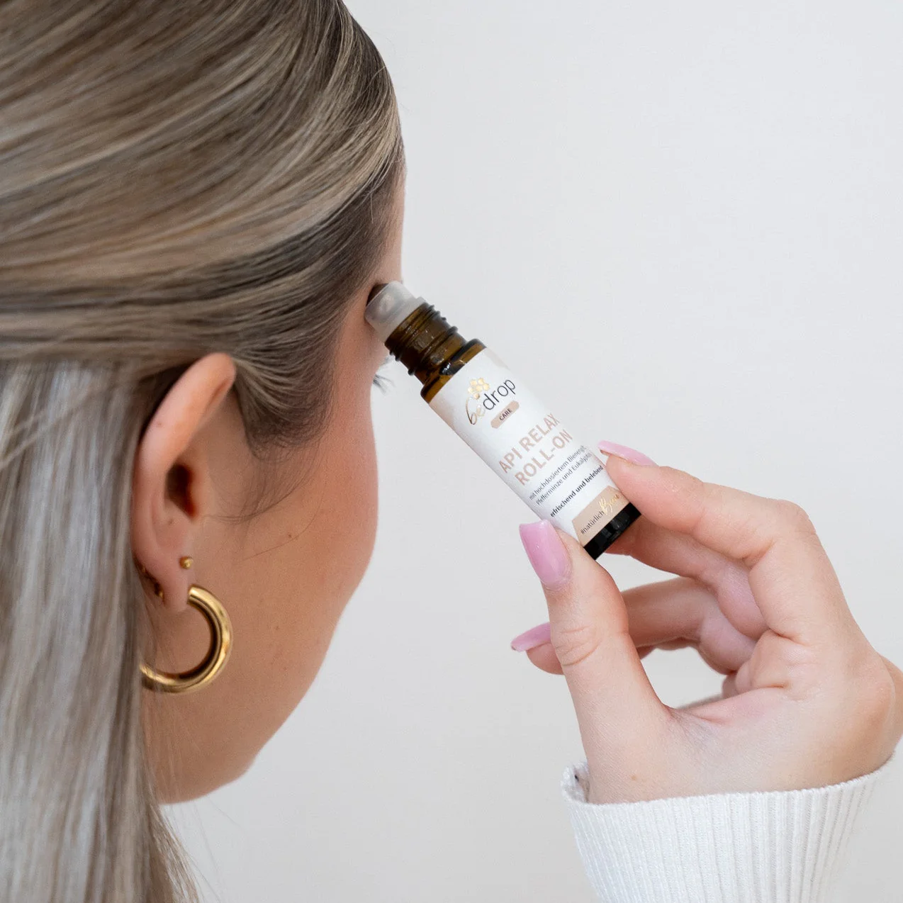 Api Relax Roll-On mit hochdosiertem Bienengift, Pfefferminze und Eukalyptus - 10ml - Image 3