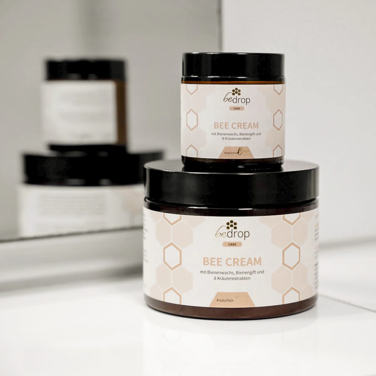 XXL Bee Cream Bienengiftsalbe mit 8 Kräuterextrakten - 400g - Image 5